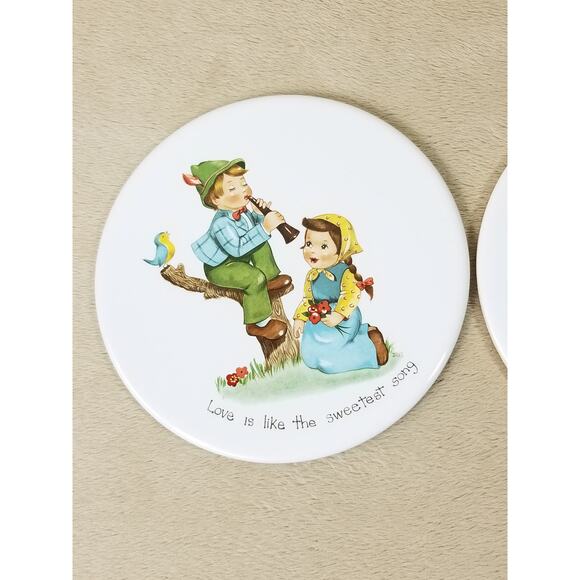 HYALYN USA Trivet Hot Plate 6" Ceramic Round Little Boy & Girl Wall Decor Vtg - Picture 2 of 12